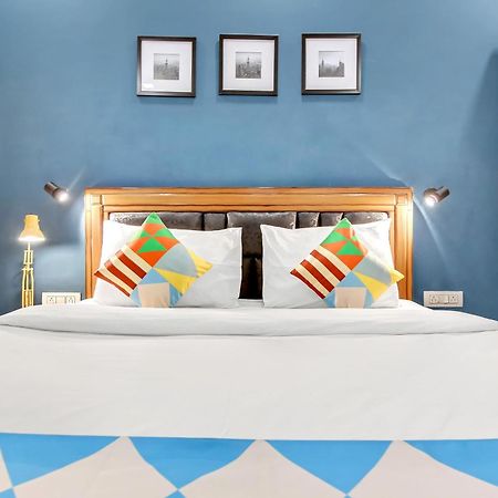 Oyo Home 64106 Comfortable Stay New Delhi Bagian luar foto