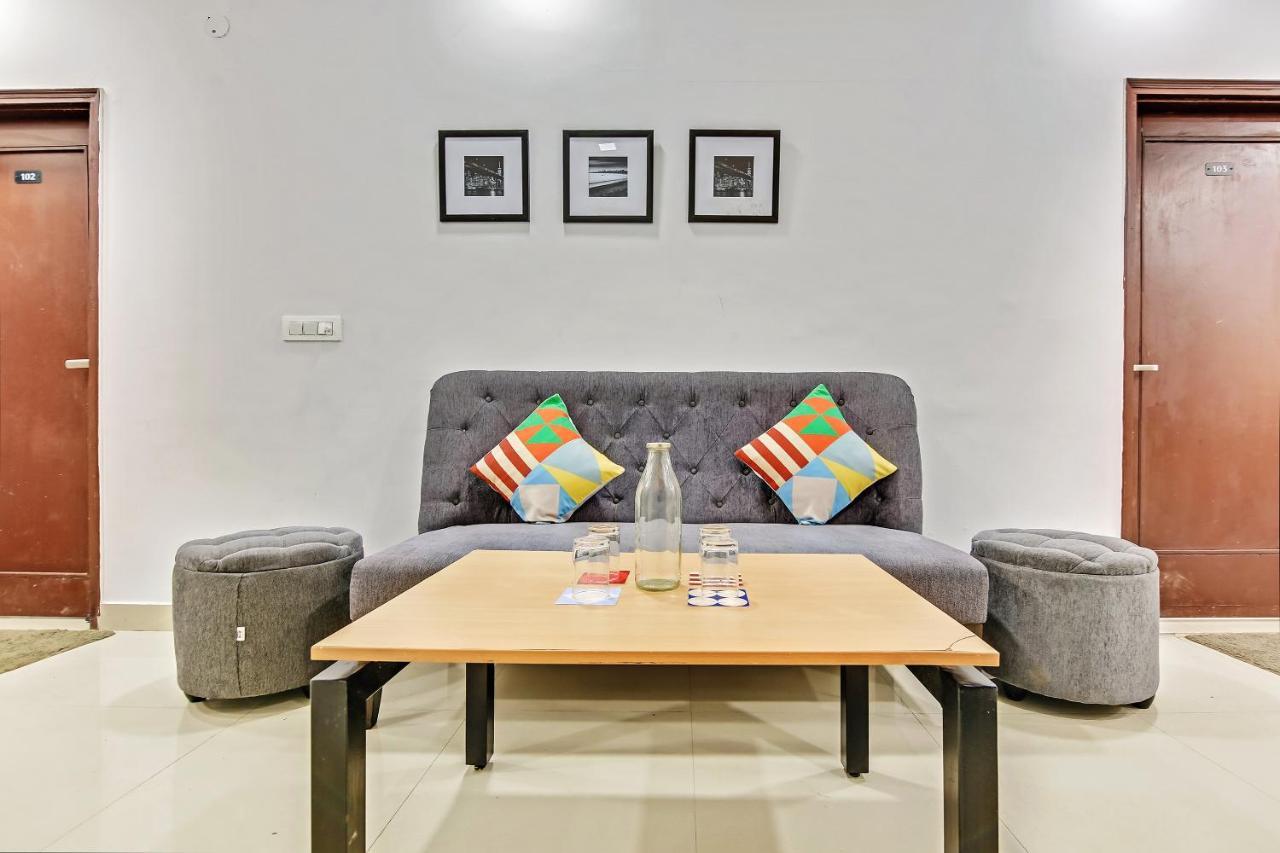 Oyo Home 64106 Comfortable Stay New Delhi Bagian luar foto