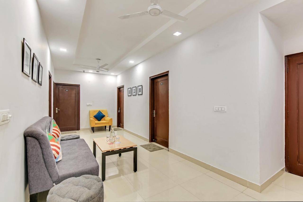 Oyo Home 64106 Comfortable Stay New Delhi Bagian luar foto
