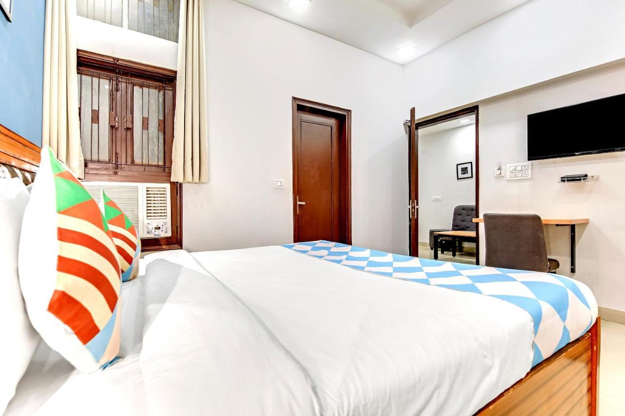 Oyo Home 64106 Comfortable Stay New Delhi Bagian luar foto