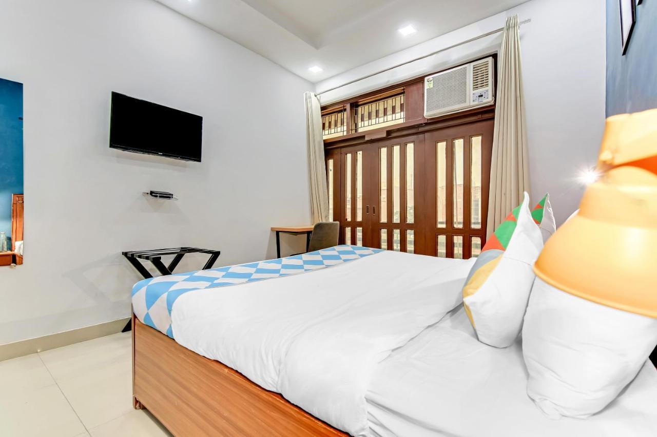 Oyo Home 64106 Comfortable Stay New Delhi Bagian luar foto